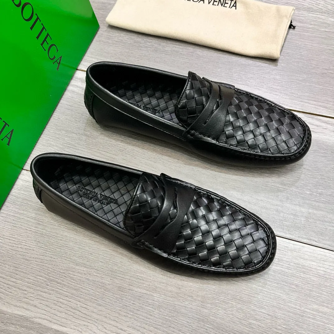 Factory price: 400💰BV new men's shoes original replica👉👉High-end men's casual beanie shoes/💞driving shoes! 🔊Upper imported cowhide woven, ☑️Sheepskin lining, one-step design, light and smart ☮☮Suitable for all kinds of travel, exclusive new style, real shot, size 38-44, (45 can be customized)